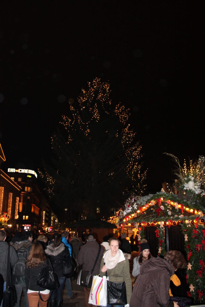 Besuch des Weihnachtsmarktes in Stuttgart